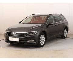 Volkswagen Passat 2.0 TDI 110kW - 3