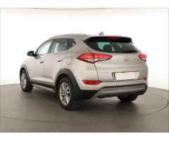 Hyundai Tucson 2.0 CRDi 100kW - 5