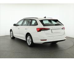 ŠKODA SUPERB COMBI 2.0TDI 140 LAURIN&K 4X4 DSG 7ST