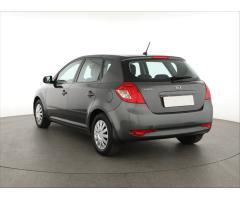 Kia Cee`d 1.6 CRDi 66kW - 6