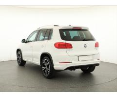 Volkswagen Tiguan 2.0 TDI 103kW - 6