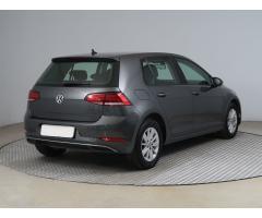 Volkswagen Golf 1.0 TSI 81kW - 7