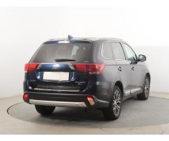 Mitsubishi Outlander 2.2 DI-D 110kW - 7