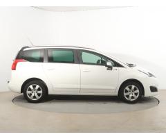 Peugeot 5008 1.6 BlueHDi 88kW - 8