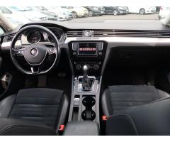 Volkswagen Passat 2.0 TDI 110kW - 12