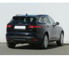 Jaguar F-Pace 30d AWD 221kW - 13