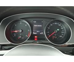 Volkswagen Passat 2.0 TDI 110kW - 14