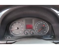 Volkswagen Golf 1.6 FSI 85kW - 17