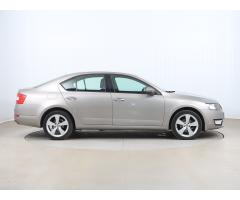 Škoda Octavia 1.6 TDI 77kW - 8