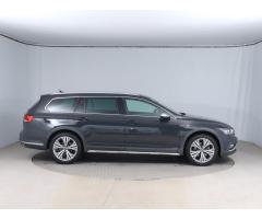 Volkswagen Passat 2.0 TDI 147kW - 8