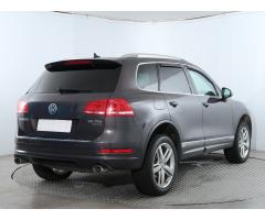 Volkswagen Touareg 3.0 TDI 180kW - 8