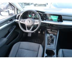 Volkswagen Golf 1.5 TSI 96kW - 9