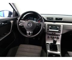 Volkswagen Passat 2.0 TDI 130kW - 9