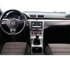 Volkswagen Passat 2.0 TDI 130kW - 10