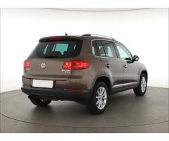 Volkswagen Tiguan 2.0 TSI 132kW - 14