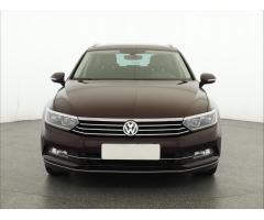 VW Passat 2,0Tdi DSG 140kW Elegance Variant 1 MAJ ČR