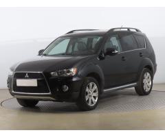 Mitsubishi Outlander 2.2 DI-D 130kW - 3