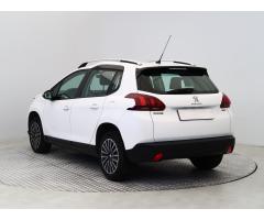 Peugeot 2008 1.2 PureTech 81kW - 6