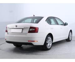 Škoda Octavia 1.6 TDI 85kW - 7