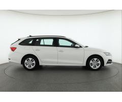 Škoda Octavia 2.0 TDI 85kW - 8