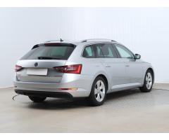 Škoda Superb 2.0 TDI 140kW - 8