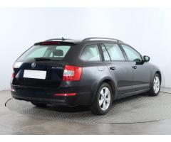 Škoda Octavia 2.0 TDI 110kW - 8