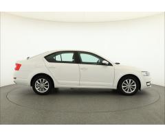 Škoda Octavia 1.6 TDI 81kW - 8