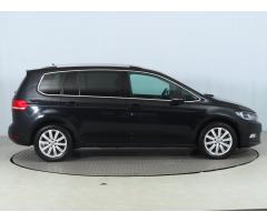 Volkswagen Touran 2.0 TDI 110kW - 8