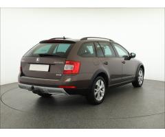 Škoda Octavia 2.0 TDI 135kW - 8