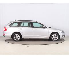 Škoda Octavia 1.6 TDI 81kW - 8