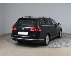 Volkswagen Passat 2.0 TDI 130kW - 9