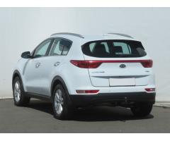 Kia Sportage 1.7 CRDi 85kW - 9