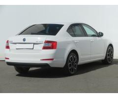 Škoda Octavia 1.6 TDI 77kW - 9