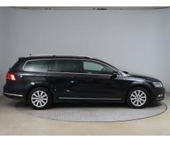 Volkswagen Passat 2.0 TDI 130kW - 10