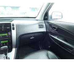 Hyundai Tucson 2.7 V6 129kW - 11