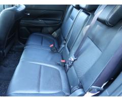 Mitsubishi Outlander 2.2 DI-D 110kW - 15