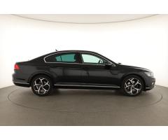 Volkswagen Passat 2.0 TDI 110kW - 16