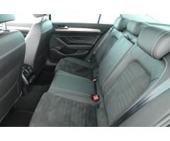 Volkswagen Passat 2.0 TDI 110kW - 20