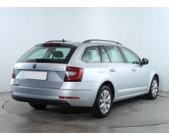 Škoda Octavia 1.6 TDI 85kW - 7