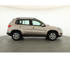 Volkswagen Tiguan 2.0 TDI 81kW - 8