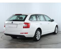 Škoda Octavia 2.0 TDI 110kW - 9