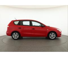 Hyundai i30 1.6 CRDi 85kW - 10