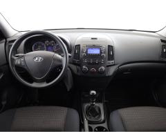 Hyundai i30 1.6 CRDi 85kW - 11