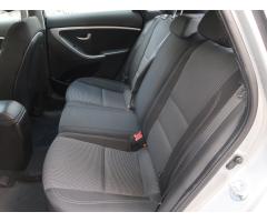 Hyundai i30 1.6 GDI 99kW - 17