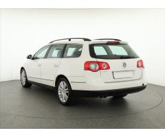 Volkswagen Passat 2.0 TDI 103kW - 6