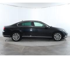 Volkswagen Passat 2.0 TDI 110kW - 8