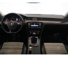 Volkswagen Passat 2.0 TDI 110kW - 10