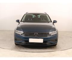 Volkswagen Passat 1.5 TSI 110kW - 2