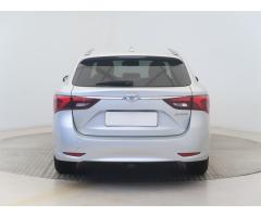 Toyota Avensis 2.0 D-4D 105kW - 6