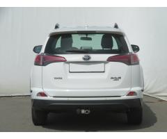 Toyota RAV4 2.0 VVT-i 112kW - 6